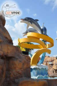 Fabricant de décoration et sculpture en résine sur mesure animaux pour parc d'attraction.