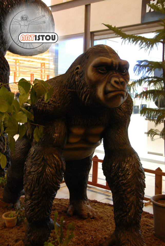 Gorille sculpture sur mesure d'animaux artistou