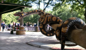 Sculpture Serpent en résine et de fibre de verre