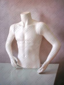 Une sculpture Buste Homme, réalisée en résine et fibre de verre