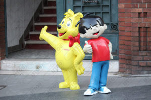 mascotte haribo et hariboy est faite de résine et de fibre de verre