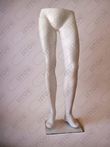 Une sculpture Mannequin Homme Demi-corps. , réalisée en résine et fibre de verre