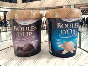 Une sculpture de Glasse en résine et fibre de verre renforcée par une armature métallique