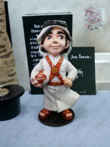 mascotte Qatar 2015 est faite de résine et de fibre de verre