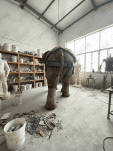 Sculpture de l’Éléphant d’Amilcar, symbole carthaginois historique.