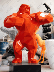 Sculpture design représentant un gorille en style origami, pièce décorative moderne.