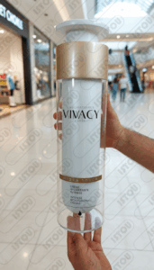 L'élégance cosmétique en sculpture : le flacon Hydra Touch de Vivacy Paris magnifié dans un atelier de création.